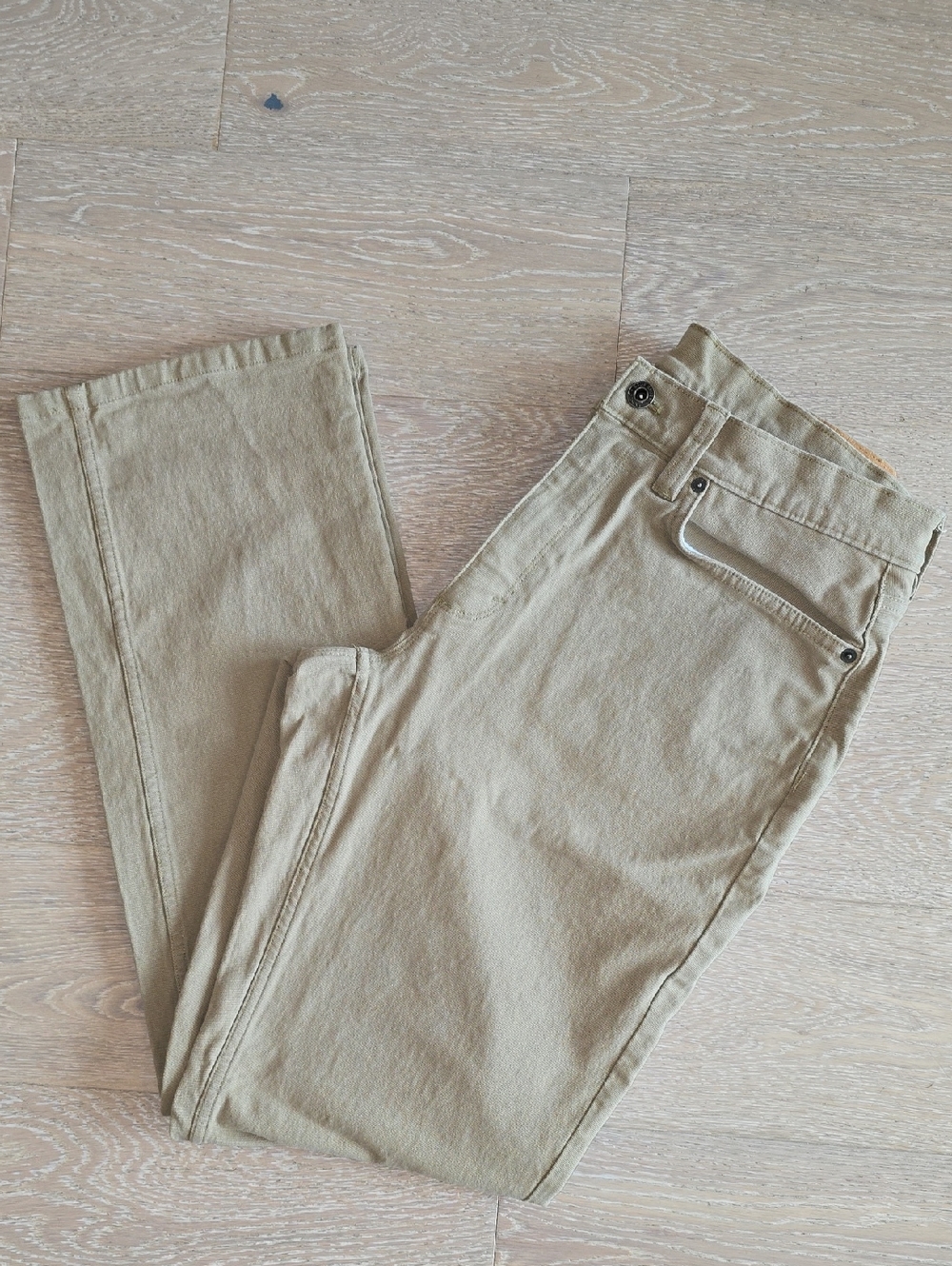 Eddie Bauer 32 X 34 Men's Classic Khaki Jeans